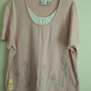 Alfred Dunner size XL light pink/white with flowers and embroidery at hem